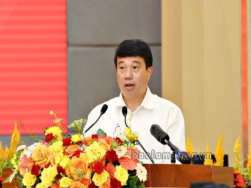 Đồng chí Y Thanh Hà Niê Kđăm - Uỷ viên Ban Chấp hành Trung ương Đảng, Bí thư Tỉnh uỷ Lâm Đồng phát biểu lĩnh hội ý kiến chỉ đạo của Tổng Bí thư Tô Lâm