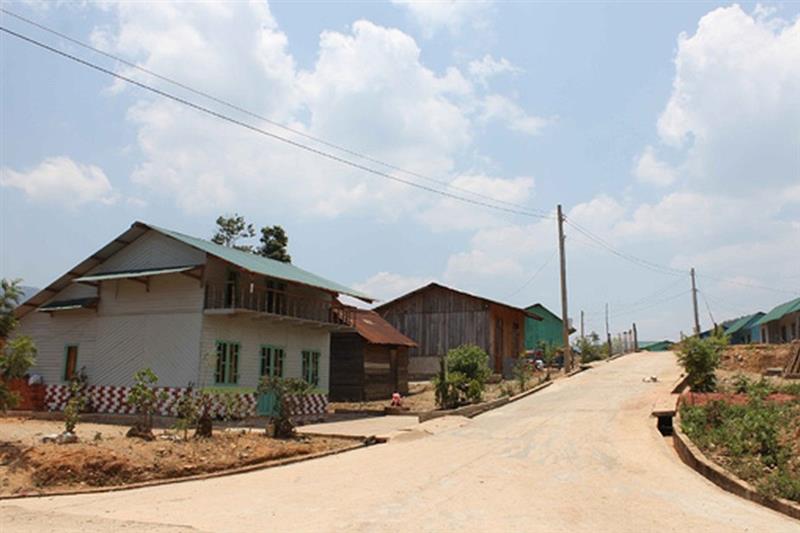 Hầu hết đường giao thông nông thôn xã Đạ Chais đã được thảm bê tông