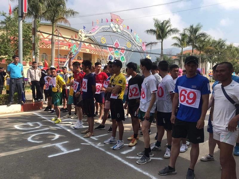 Môn chạy việt dã trong khuôn khổ Đại hội TDTT huyện Lạc Dương lần thứ VI đã diễn ra thành công