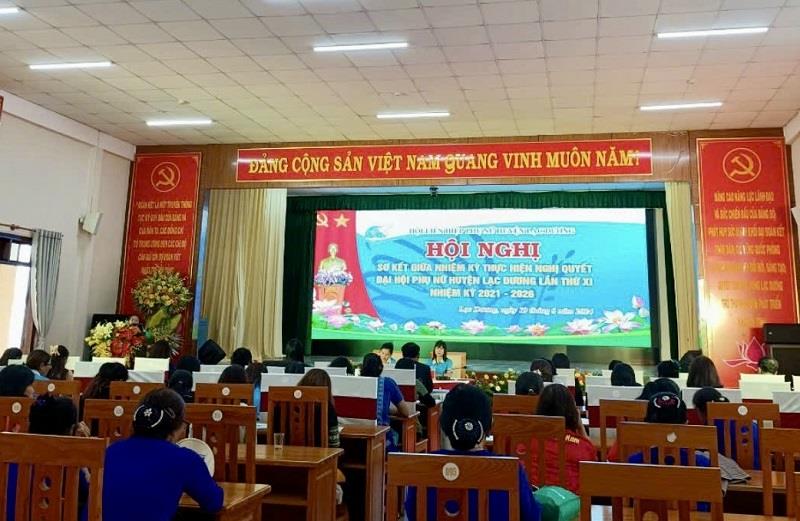 Quang cảnh hội nghị