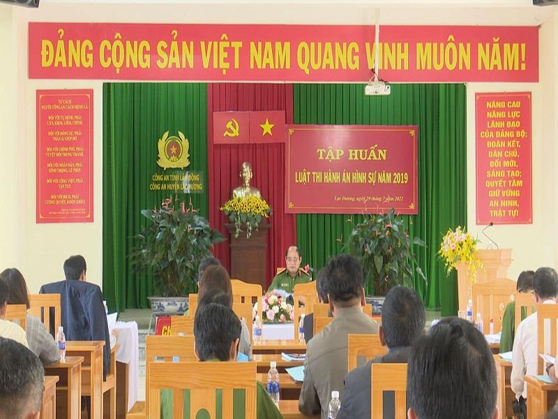 Quang cảnh hội nghị