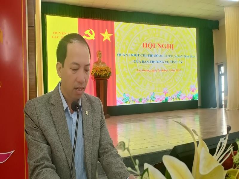 Đồng chí Sử Thanh Hoài - Bí thư Huyện ủy, Chủ tịch HĐND huyện quán triệt nội dung Chỉ thị số 34-CT/TU, ngày 20/4/2024 của Ban Thường vụ Tỉnh ủy tại Hội trường Huyện ủy