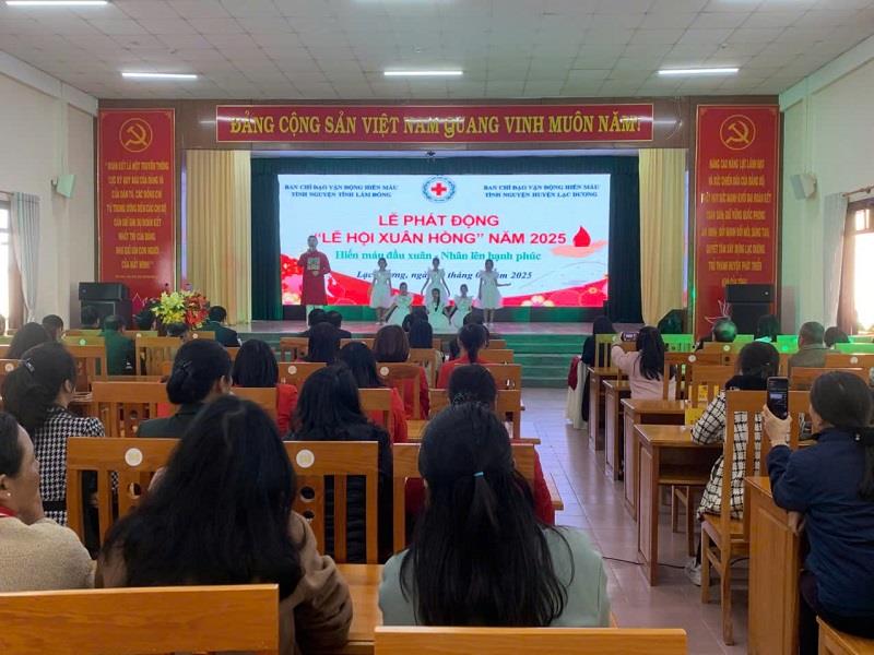 Quang cảnh Lễ phát động