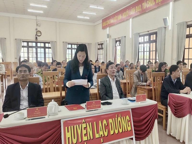 Đồng chí Trần Thị Chúc Quỳnh - TUV, Bí Thư Huyện ủy phát biểu chỉ đạo tại Lễ hưởng ứng phát động