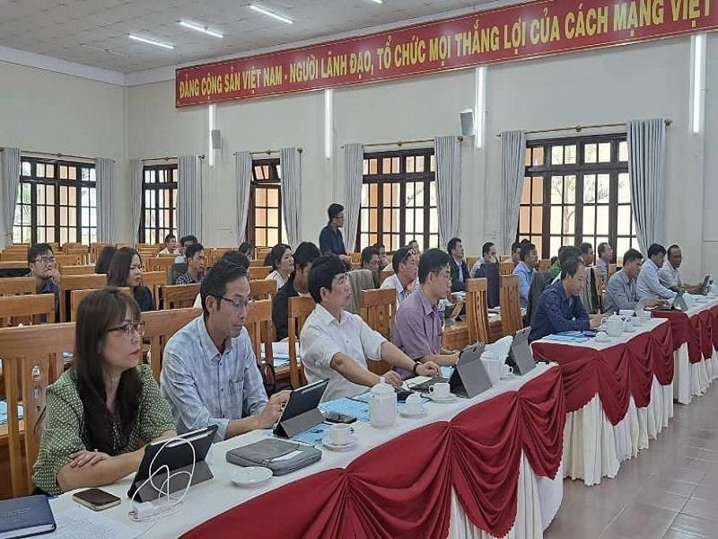 Các đại biểu tham dự tập huấn