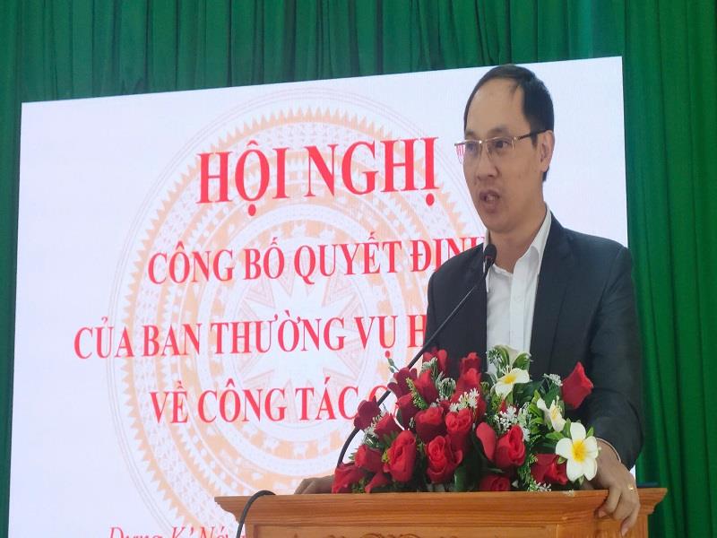 Đồng chí Nguyễn Vũ Hoàng phát biểu nhận nhiệm vụ