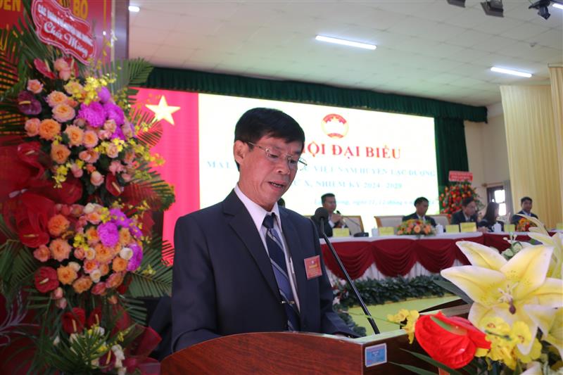 Chủ tịch Ủy ban MTTQ Việt Nam huyện Lạc Dương khóa IX Nguyễn Đình Tiến phát biểu khai mạc Đại hội