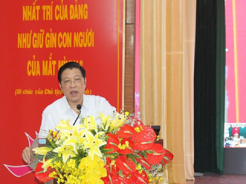 Ông Phan Đình Trạc - Ủy viên Bộ Chính trị, Bí thư Trung ương Đảng, Trưởng Ban Nội chính Trung ương phát biểu tại hội nghị