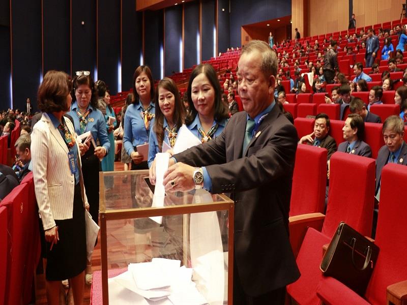 Đoàn đại biểu Lâm Đồng Đồng bỏ phiếu bầu cử