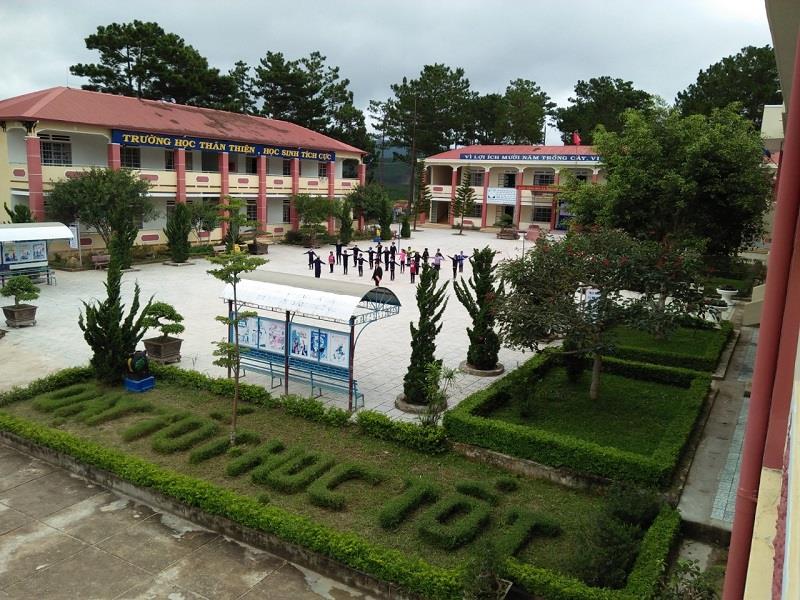 Một góc điểm Trường THCS và THPT Đạ Nhim