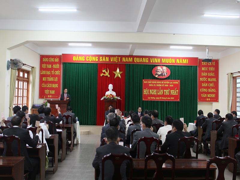 Hội nghị lần thứ nhất Ban Chấp hành Đảng bộ huyện khóa XI