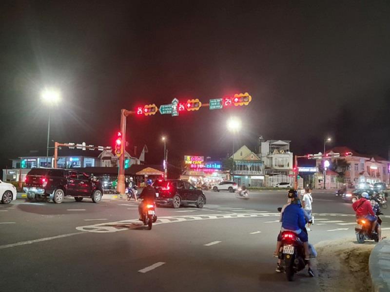 Nút giao thông Trần Hưng Đạo – Hồ Tùng Mậu (Đà Lạt)