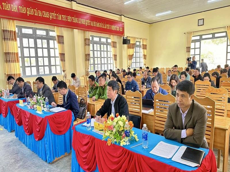 Quang cảnh buổi tiếp xúc cử tri tại huyện Lạc Dương