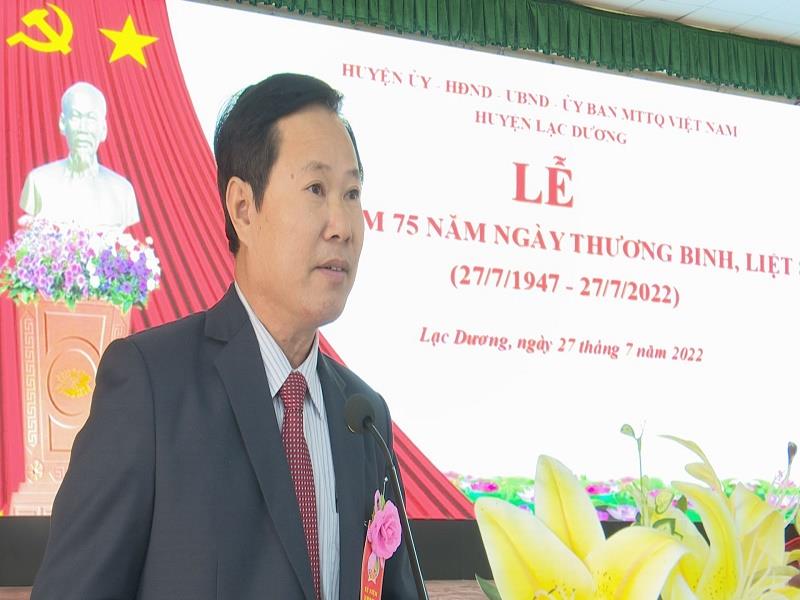 Đồng chí Phạm Triều - TUV, Bí thư Huyện ủy, Chủ tịch HĐND huyện phát biểu tại Lễ kỷ niệm