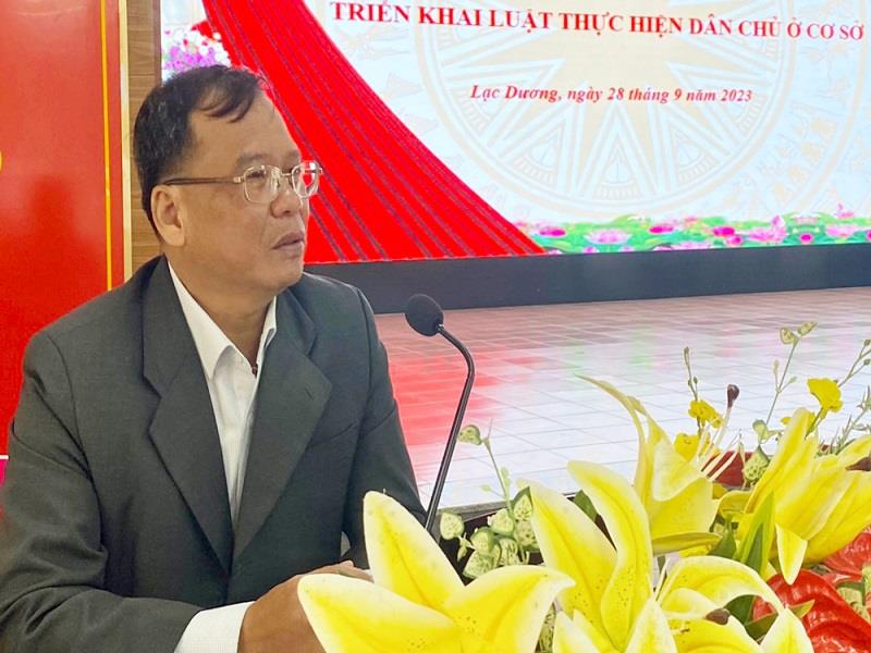 Đồng chí Lê Minh Quang - Phó trưởng Ban Dân vận Tỉnh ủy triển khai các nội dung cơ bản, những điểm mới của Luật Thực hiện dân chủ ở cơ sở