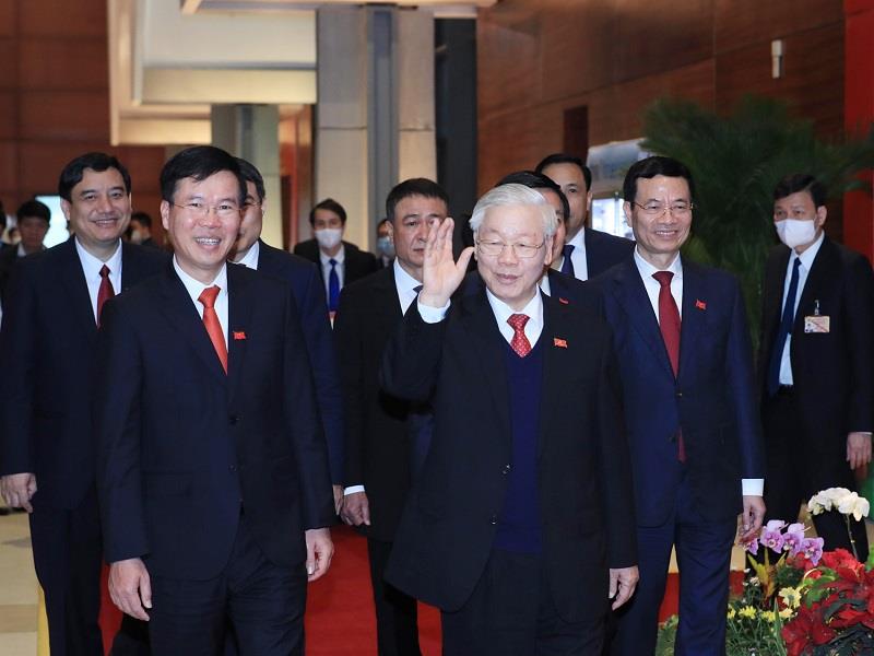 Tổng Bí thư Nguyễn Phú Trọng với các đồng chí lãnh đạo Đảng, Nhà nước và các đạị biểu dự Đại hội đại biểu toàn quốc lần thứ XIII của Đảng _Ảnh: TTXVN