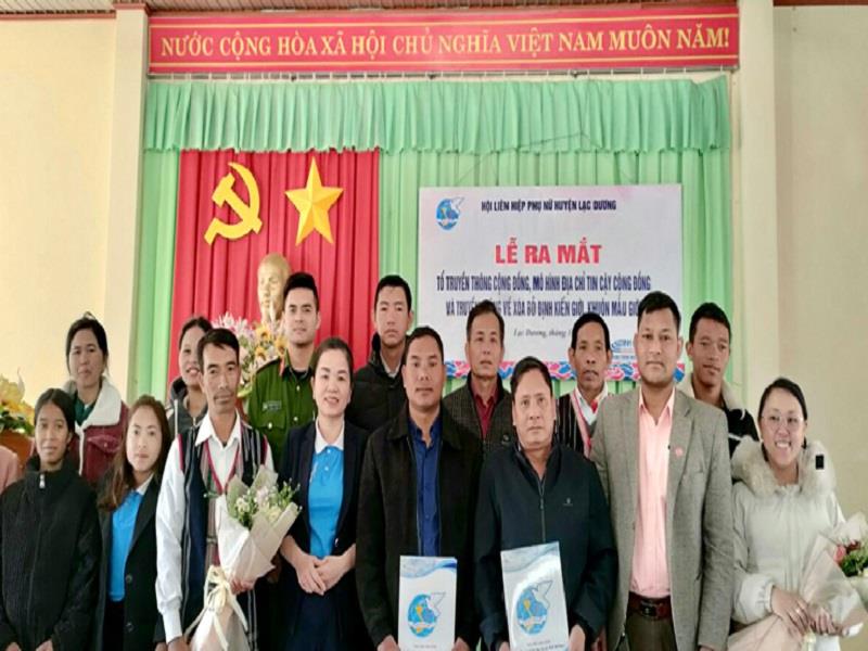 Hội LHPN huyện Lạc Dương ra mắt mô hình “Địa chỉ tin cậy cộng đồng” tại thôn Păng Tiêng 1, xã Lát