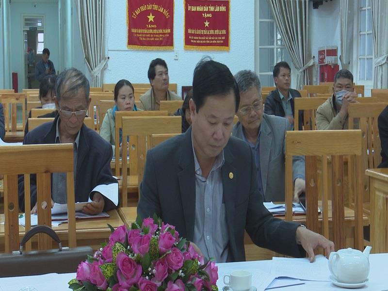 Đồng chí Phạm Triều - TUV, Bí thư Huyện ủy, Chủ tịch HĐND huyện tham dự và chỉ đạo hội nghị tại thị trấn
