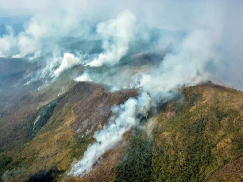 Cháy rừng nghiêm trọng ở Cuba (Ảnh: Reuters)