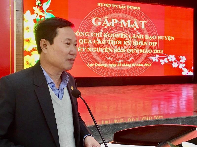 Đồng chí Bí thư Huyện ủy Phạm Triều phát biểu tại buổi gặp mặt