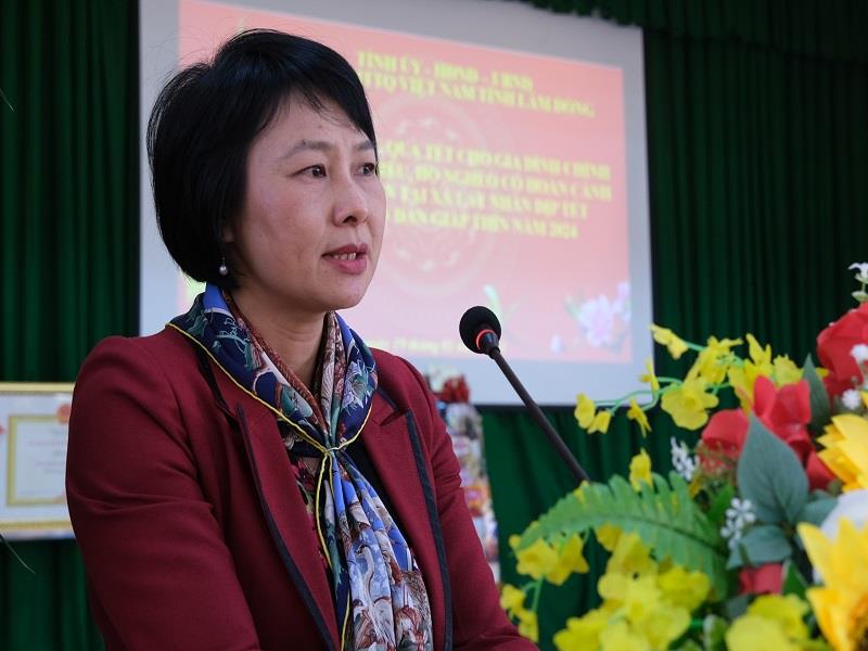 Đồng chí Phạm Thị Phúc - Ủy viên Ban Thường vụ, Trưởng Ban Dân vận Tỉnh ủy phát biểu tại chương trình