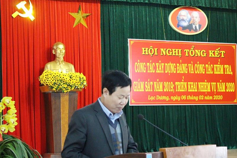 Đồng chí Phạm Triều - TUV, Bí thư Huyện ủy chủ trì, phát biểu khai mạc và kết luận hội nghị