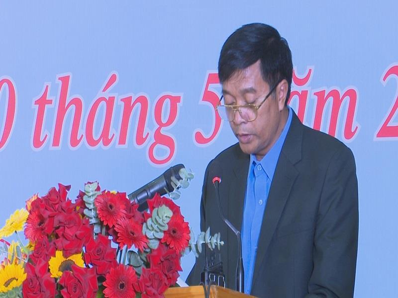 Đồng chí Cil Poh - Phó Chủ tịch UBND huyện phát biểu tại lễ khai mạc