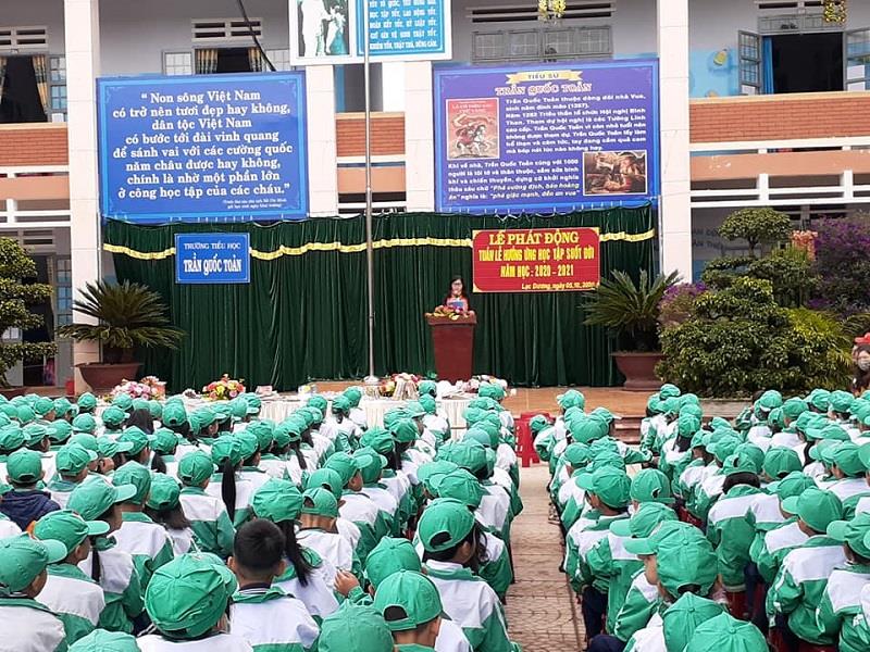 Trường tiểu học Trần Quốc Toản - Thị trấn Lạc Dương tổ chức Lễ phát động hưởng ứng “Tuần lễ học tập suốt đời”