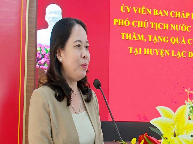 Phó Chủ tịch nước Võ Thị Ánh Xuân đánh giá cao tình hình phát triển kinh tế - xã hội của huyện Lạc Dương
