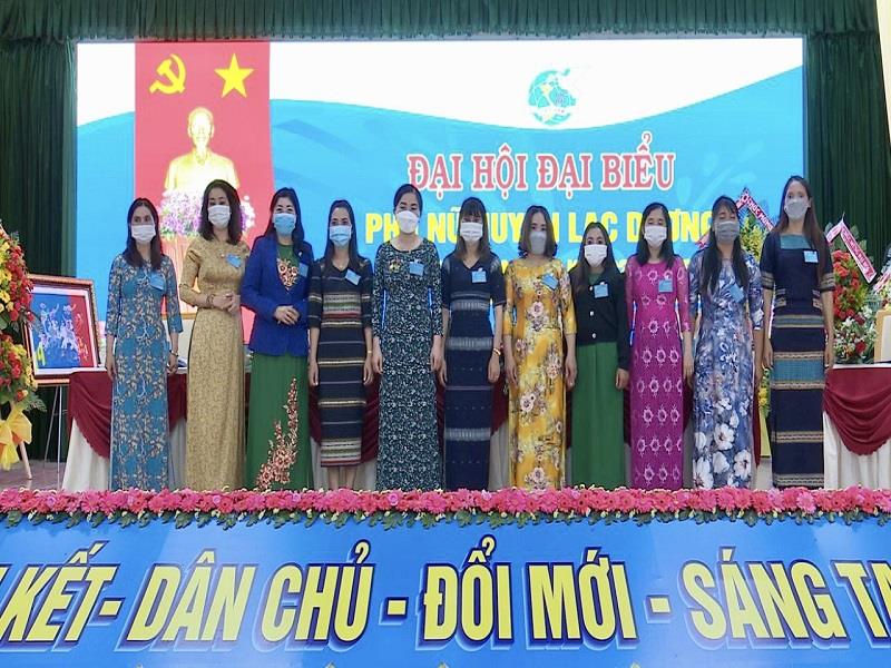 Ra mắt đại biểu đi dự Đại hội Hội LHPN tỉnh Lâm đồng