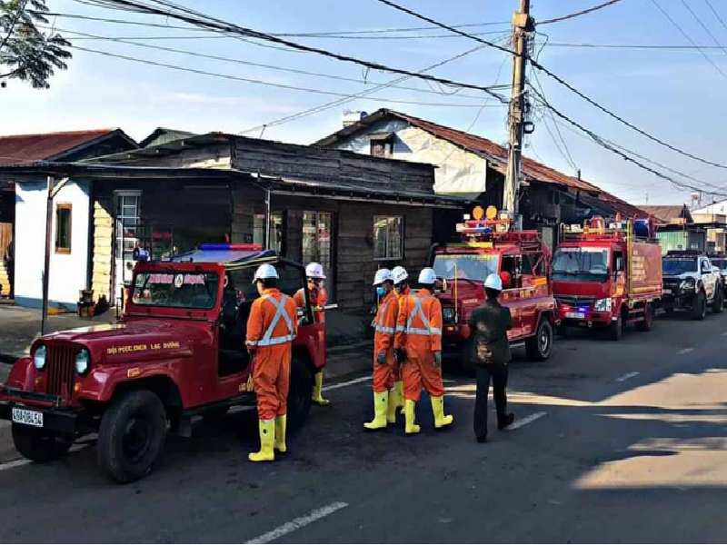 Đội Phòng cháy chữa cháy - Cứu nạn cứu hộ tự quản của huyện Lạc Dương, tỉnh Lâm Đồng có một điểm đặc biệt là tất cả thành viên của đội đều là những người dân bình thường từ mọi ngành nghề